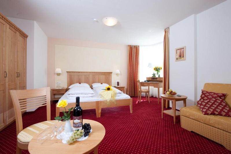 Hotel Oberwirt ヴェルトゥルノ エクステリア 写真